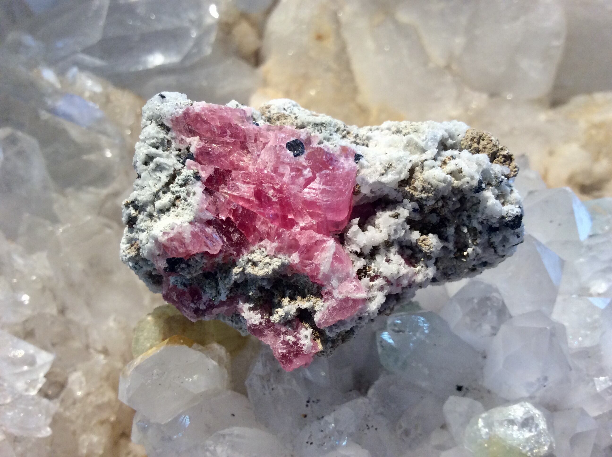 インカの薔薇!希少・インカローズ原石 中国産 002