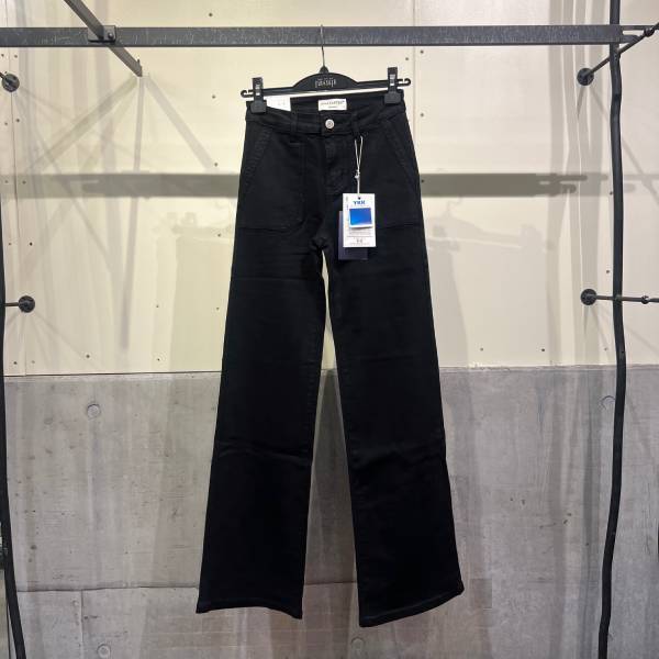 ストレッチ ブラックデニム フレアパンツ ブーツカット 美脚