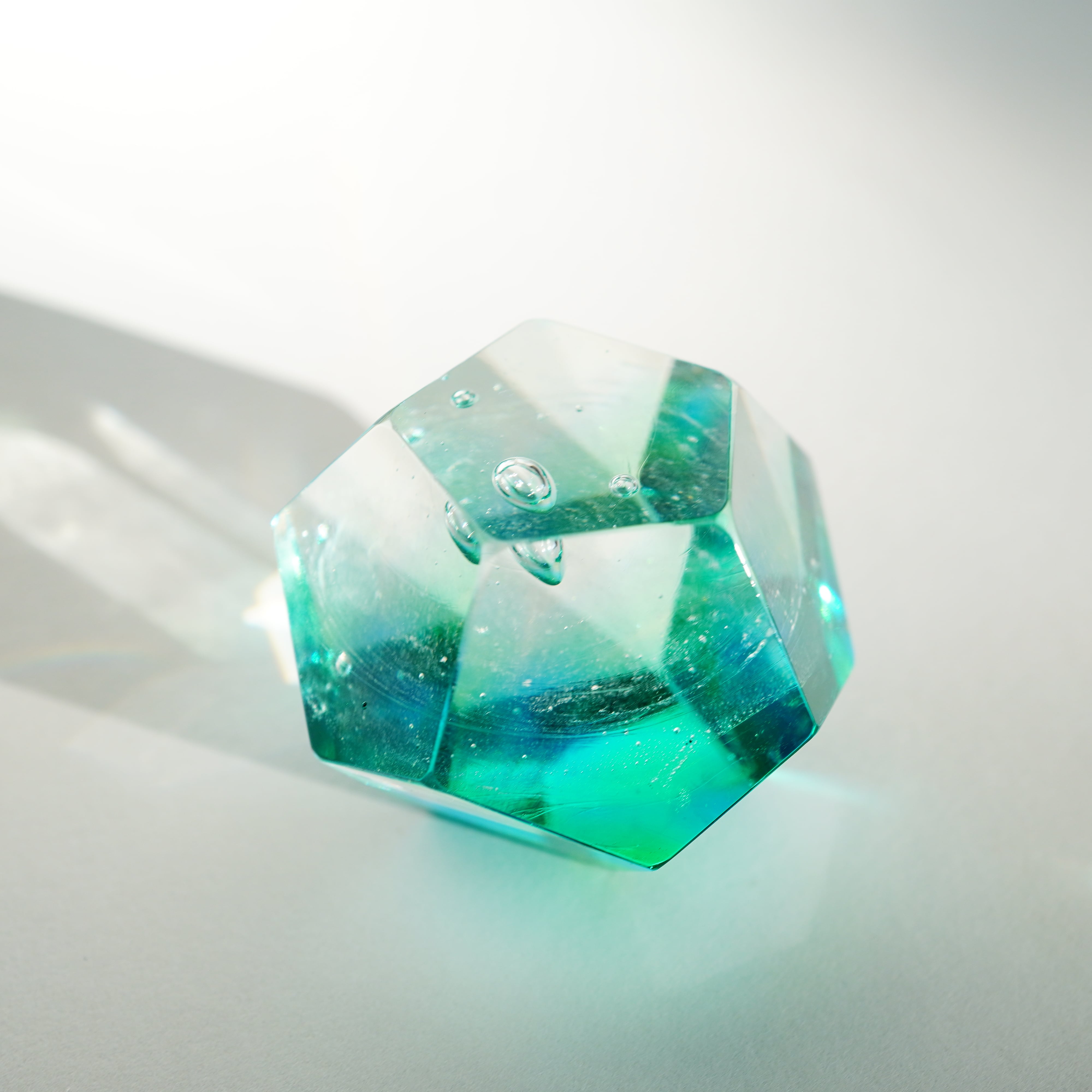 No.1167 空想鉱石硝子『翠澄風・十二面体』
