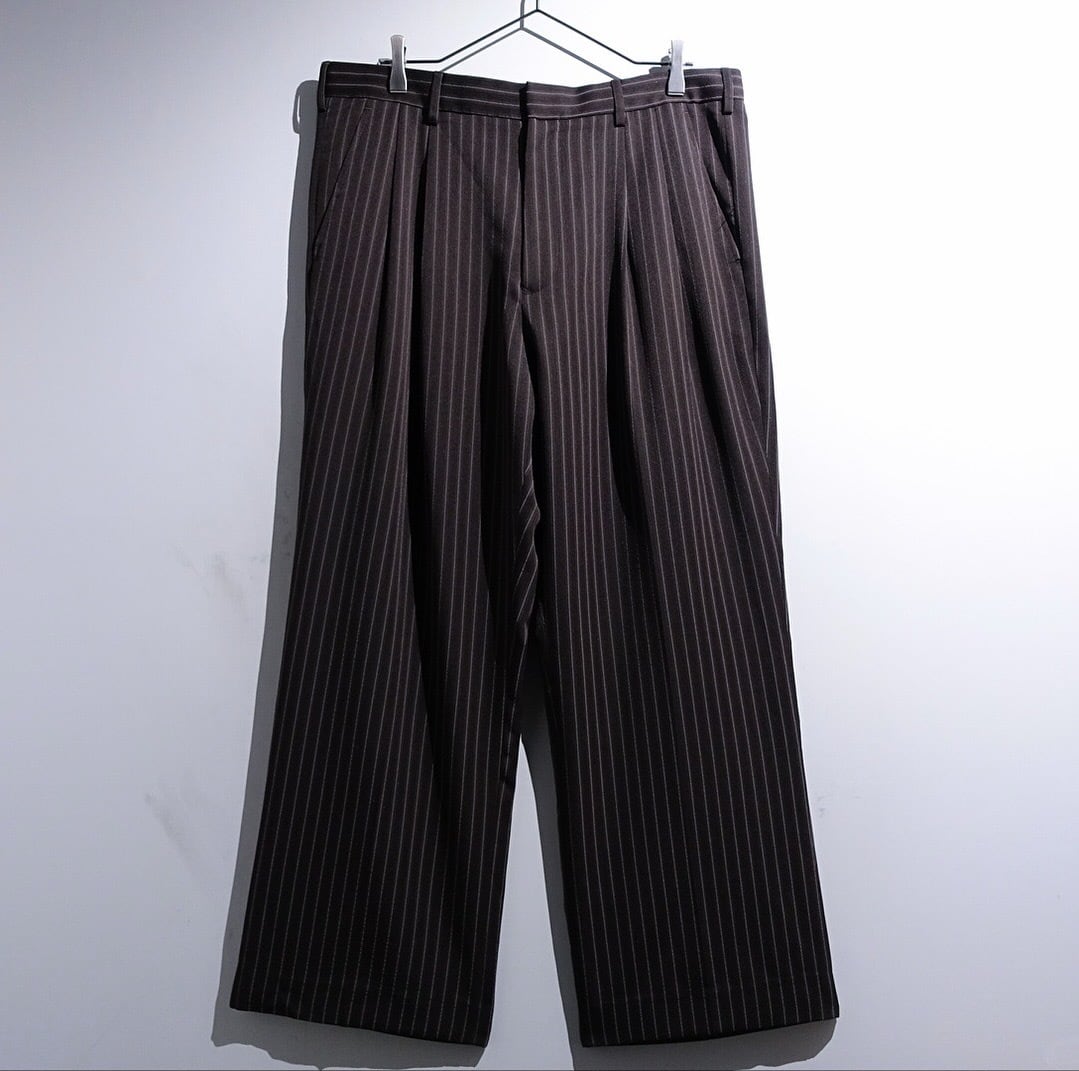 Brown Stripe Pattern 2-Tuck Wide Slacks