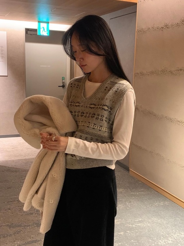 (予約) JINSIM / Hayley vest 2color