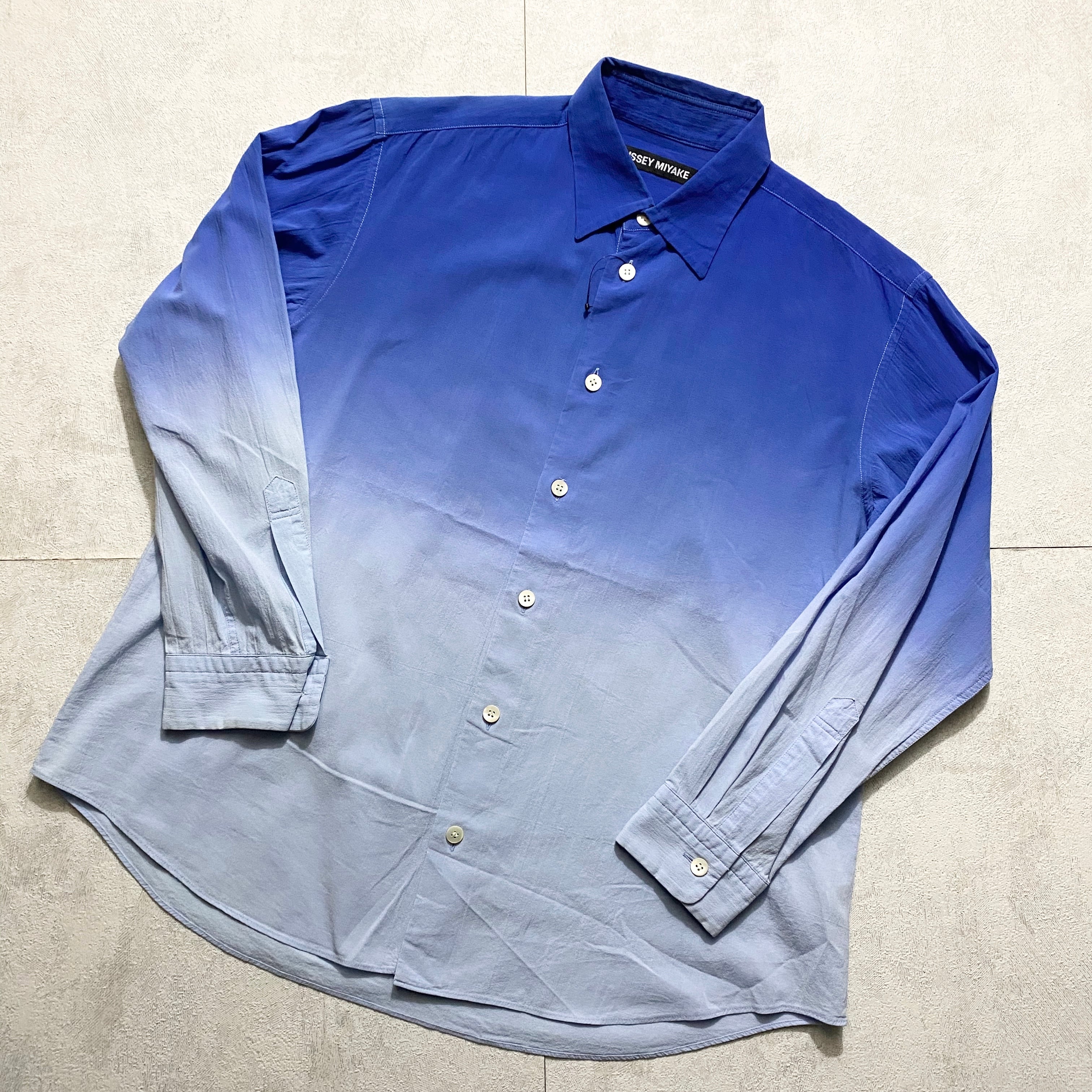 ISSEY MIYAKE crepe fabric gradation color shirt | NOIR ONLINE