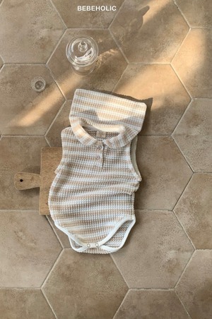 【bebeholic】ストライプセーラースーツ ベージュ（55~85cm）
