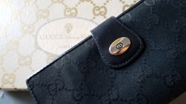 オールドグッチ ☆ GG柄キャンバス 長財布 ブラック イタリア製 GUCCI ヴィンテージ | gypsophila powered by BASE