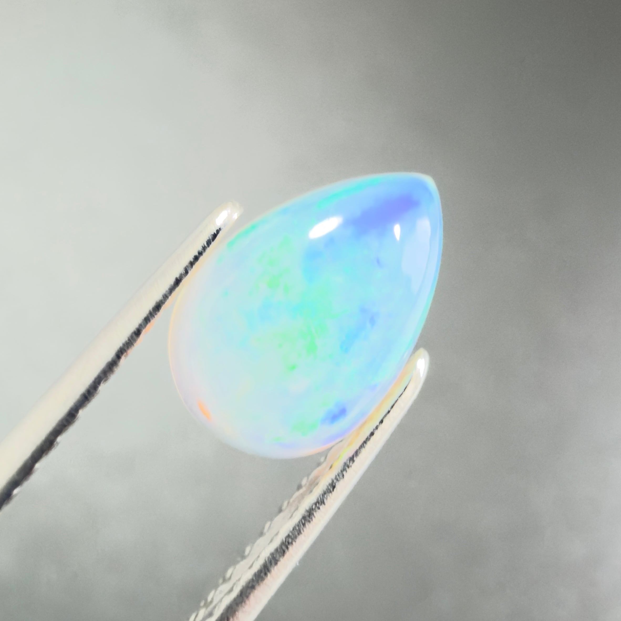 オパール】 ルース エチオピア産 0.87ct | たからいしルース