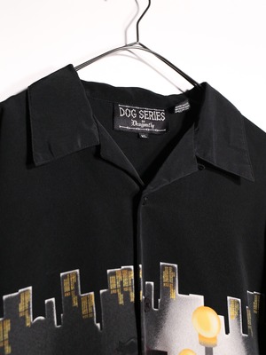 many dogs street graphic s/s shirt