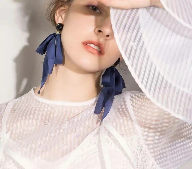 リボンピアス ブルー リボン ピアス 安い プチプラ お花 韓国 蝶 ピアス 韓流 カラフル Sly Emoda Murua 流行り お洒落 可愛い Diva