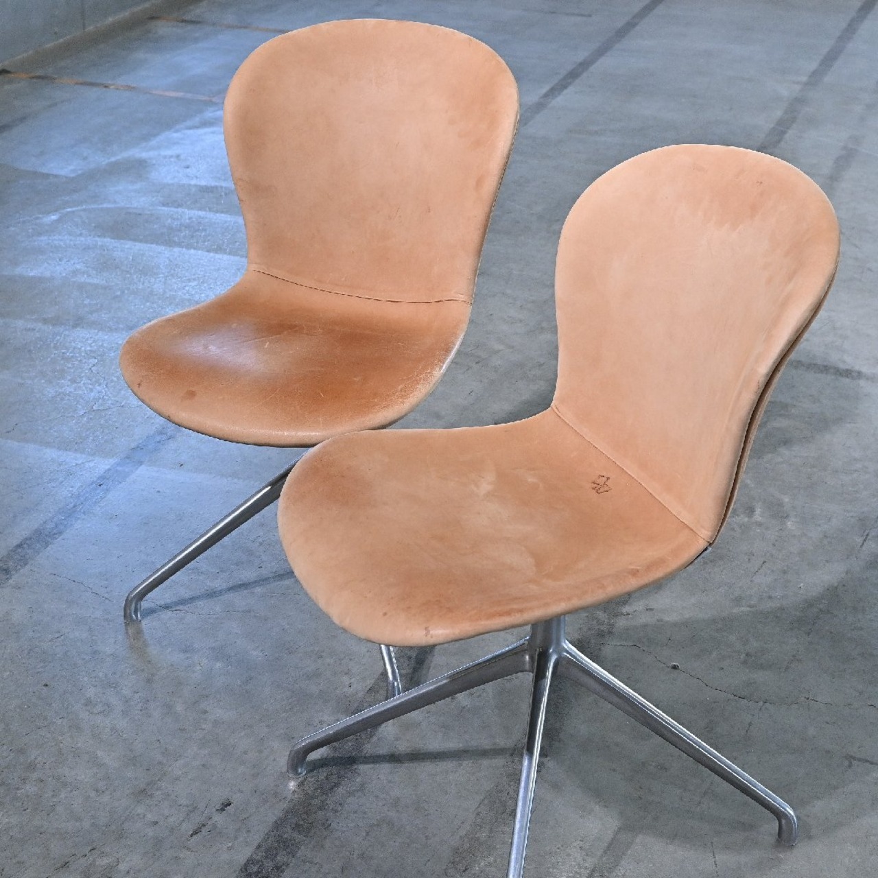 BoConcept 28万「Adelaide」チェア ヘンリック・ペダーセン 1人掛け 回転式 本革 ダイニング リビング 書斎 ボーコンセプト アデレード【中古家具/中古インテリア/USED家具ユーズド家具/リサイクル】