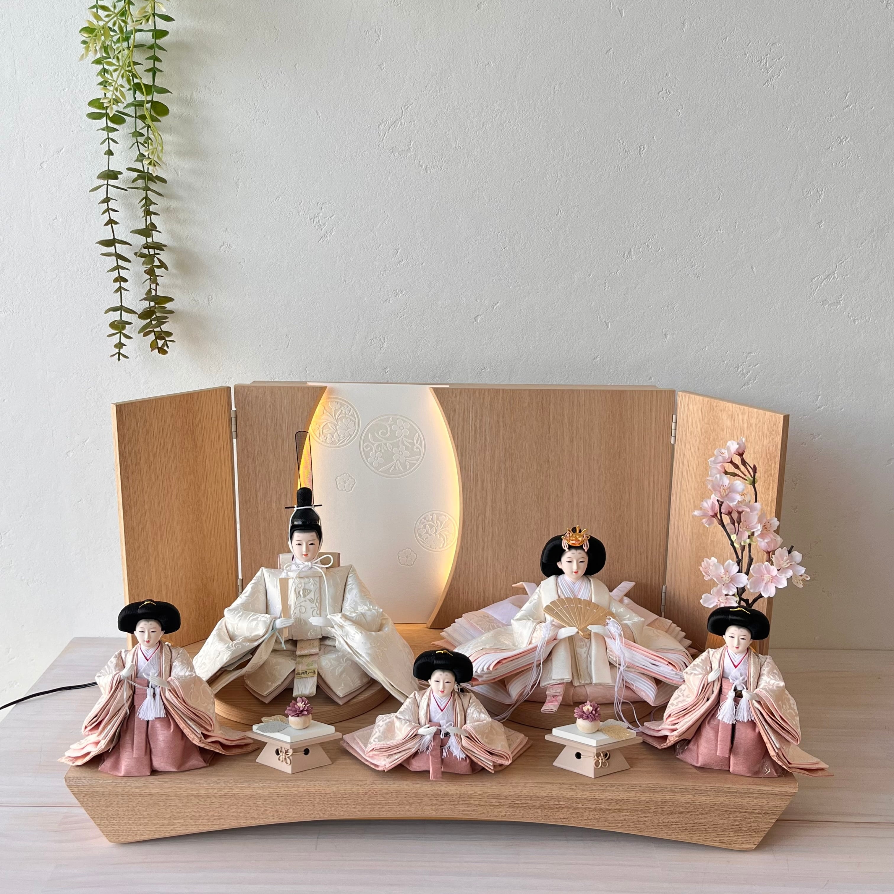 sakura ©️ 5人飾り