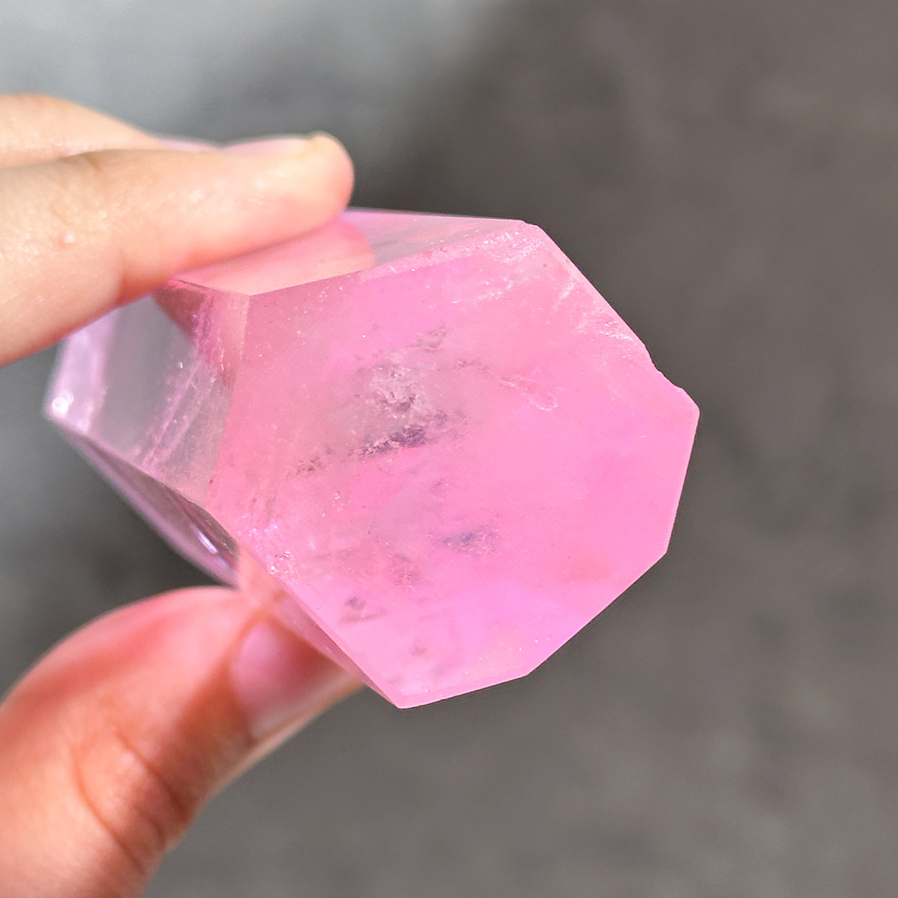 天然石　ピンククォーツ　タワー　15センチほど ピンクオーラクォーツ タワー52◇ Pink Aura Quartz ◇天然石・鉱物