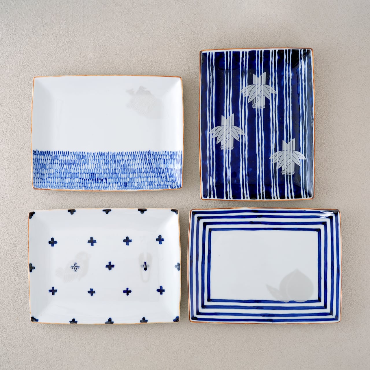 副千製陶所］格子×桃太郎 角プレート | フラッグス