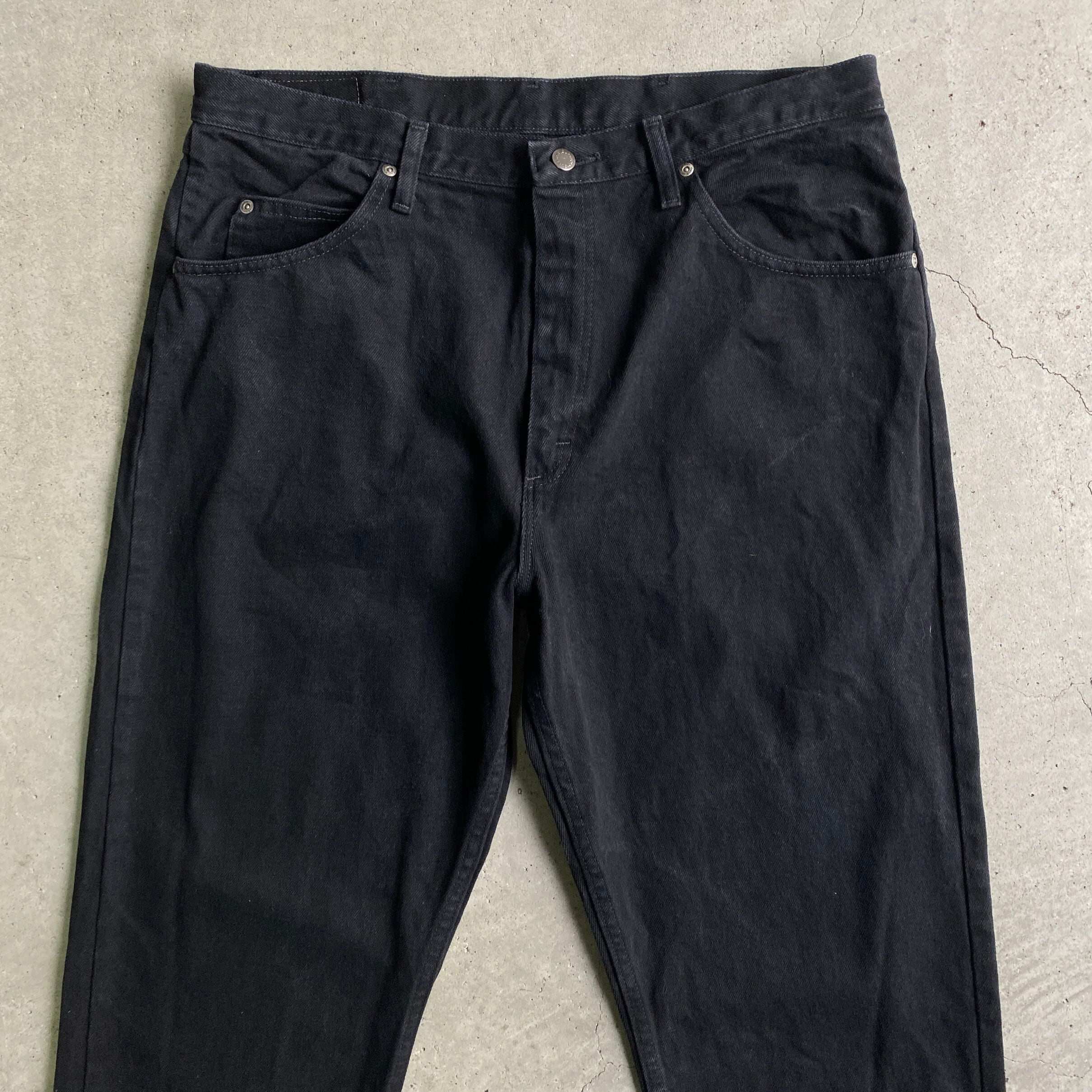 32cm股下ラングラー Wrangler ブラックデニム テーパードデニムパンツ メンズw32 /taa002401