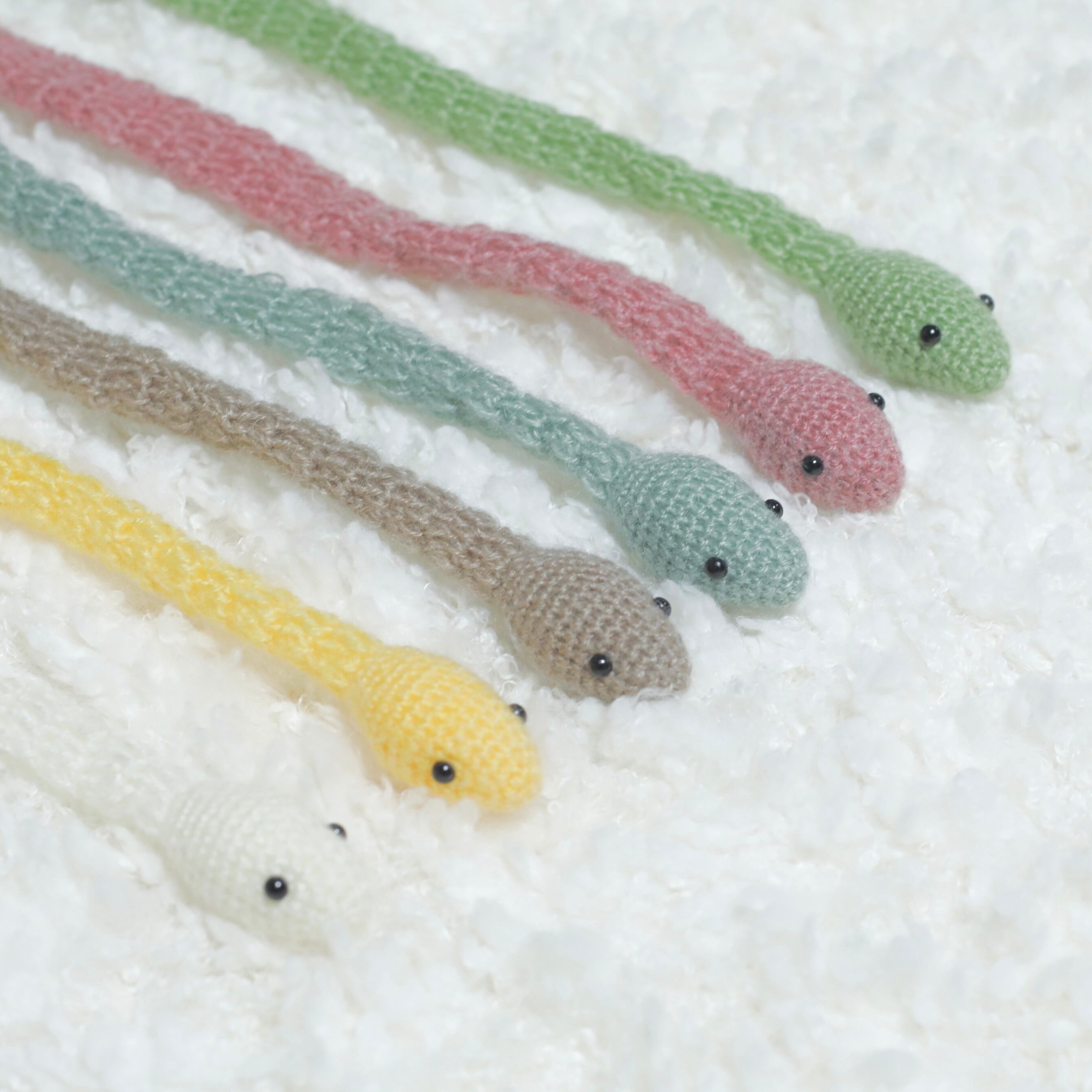 へびのあみぐるみ⁑ニューボーンフォト | pomme de pin ニューボーン