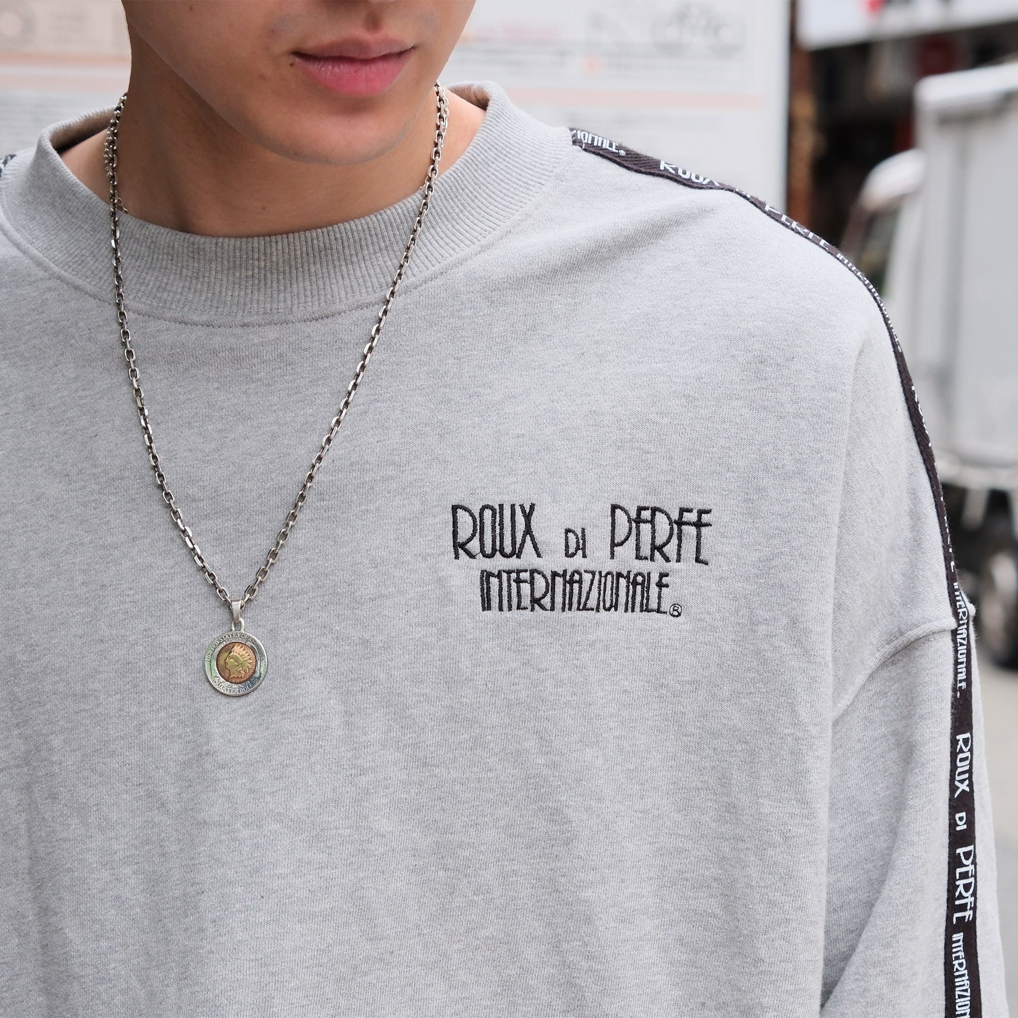 スリーブロゴトレーナー | ROUX DI PERFE INTERNAZIONALE ルゥ・ディ