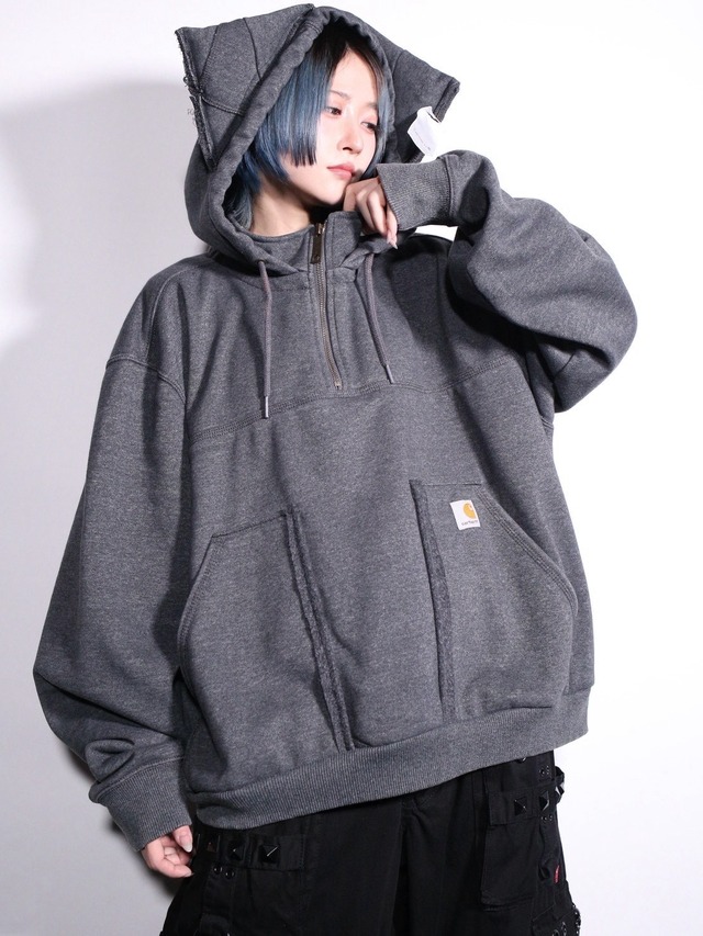 REMAKE / "carhartt" neko custom cropped hoodie