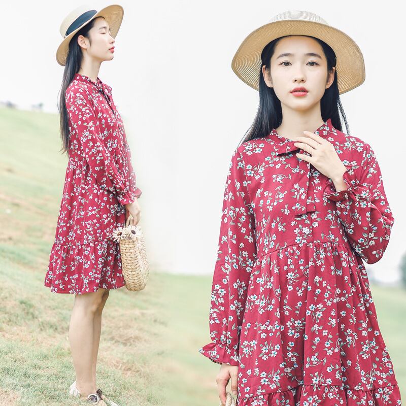 小花が散る 長袖ワンピース