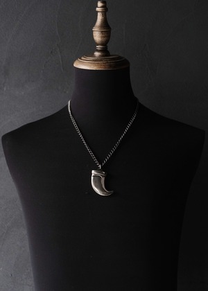 DIRK BIKKEMBERGS blade motif necklace