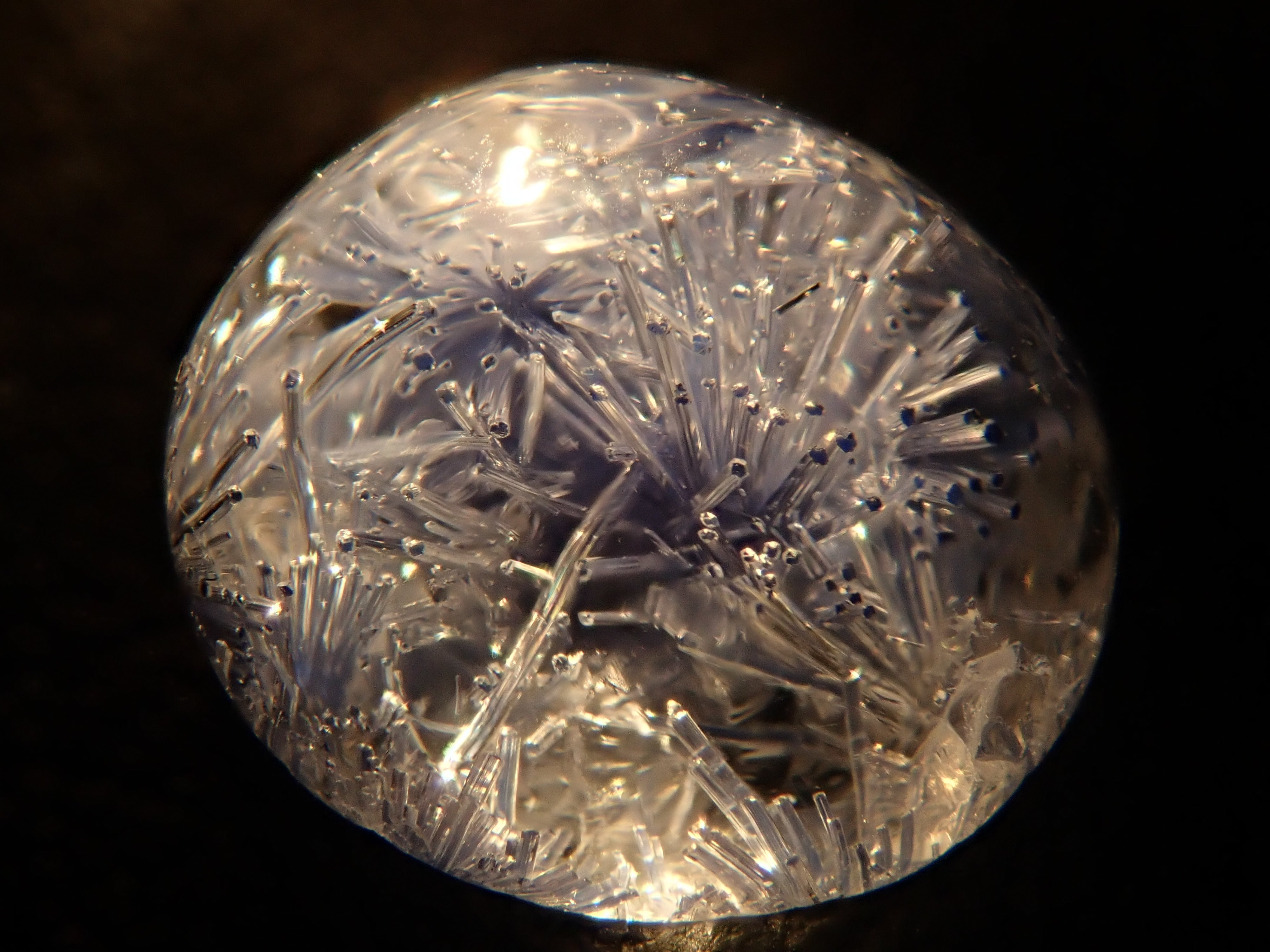 ブラジル産デュモルチェライトインクォーツ 1.093ct | Gem Shop