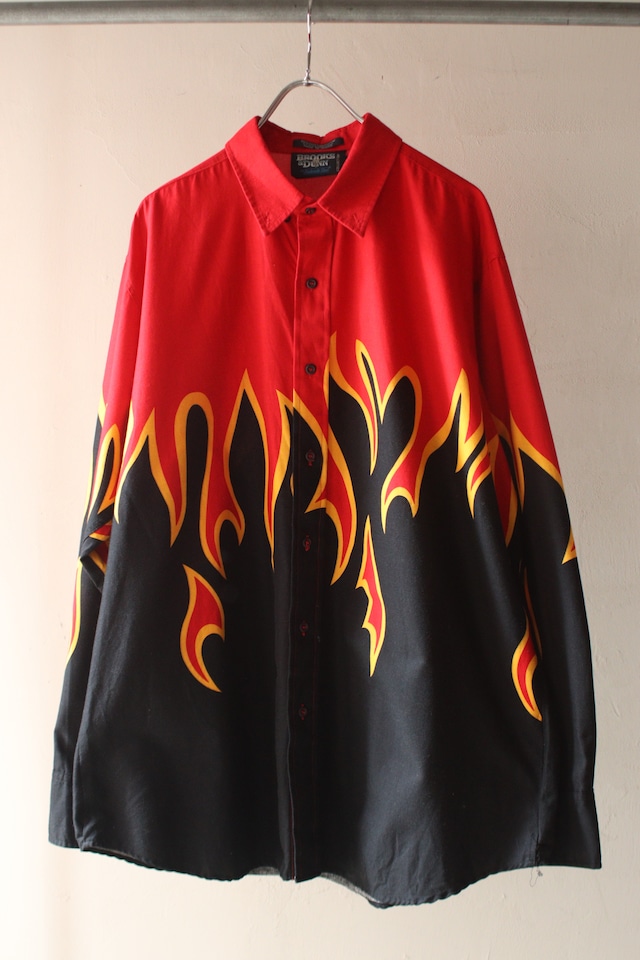 1990’s BROOKS&DUNN Flame BD Shirt . size xlarge .