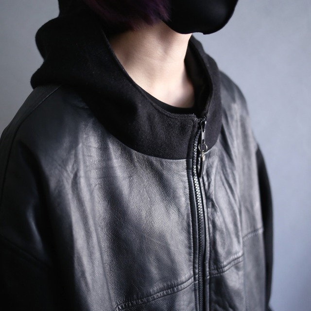 real leather switching sleeve taping and leather patch pocket design hoodie blouson