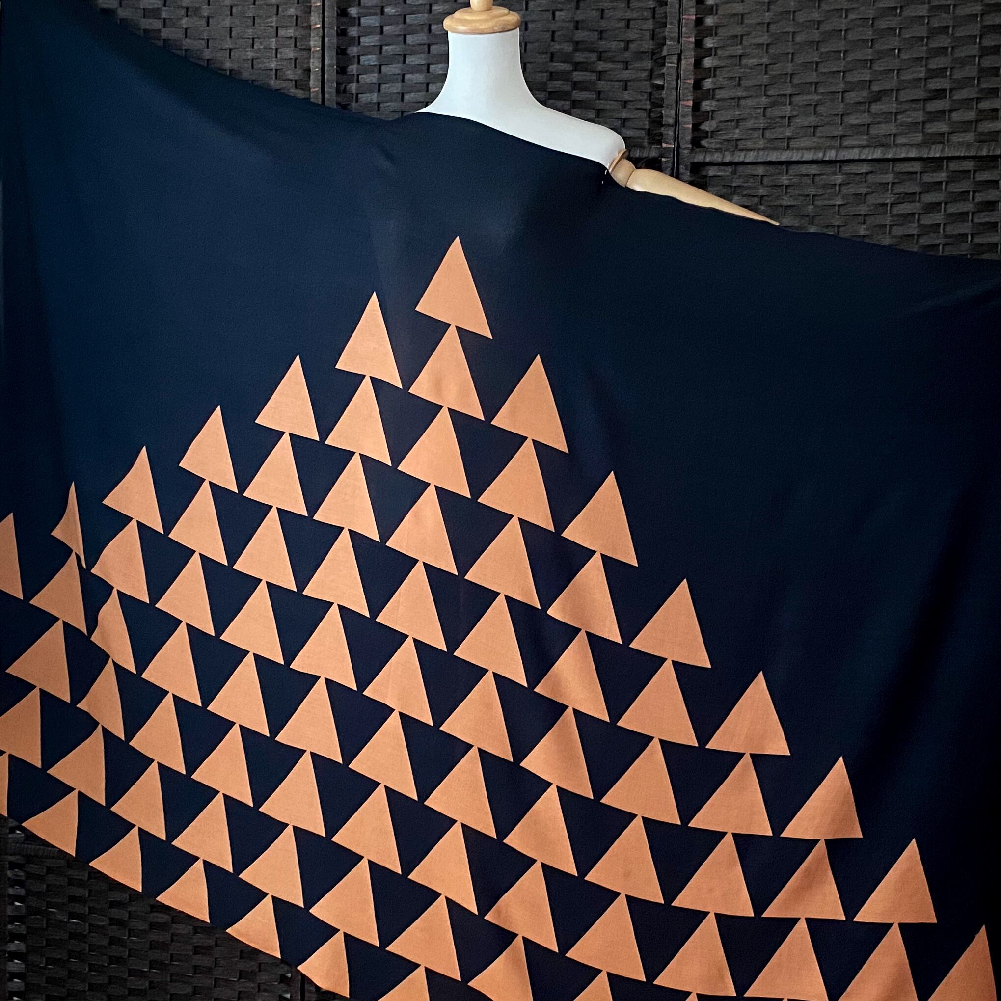 3枚おまとめ 【新品】ハワイ直輸入 パレオ ストール フラダンス タヒチアン パレオ 【MOUNTAIN TATTOO-BLACK-HAZEL】ハワイ直輸入 パレオ 大判