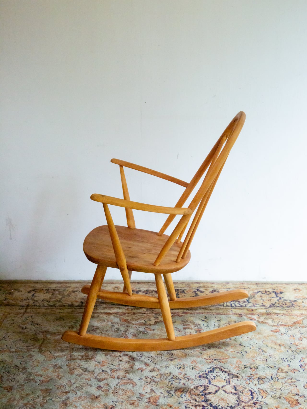 No.057 ERCOL クエーカーロッキングチェア＜アーコールチェア