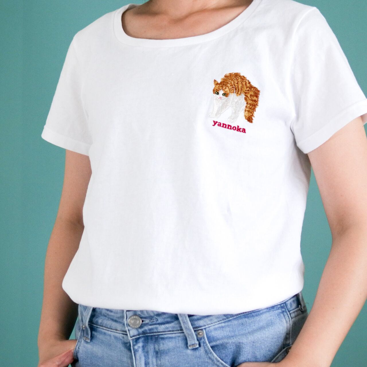 【茶白猫】やんのかステップTシャツ(白・黒)