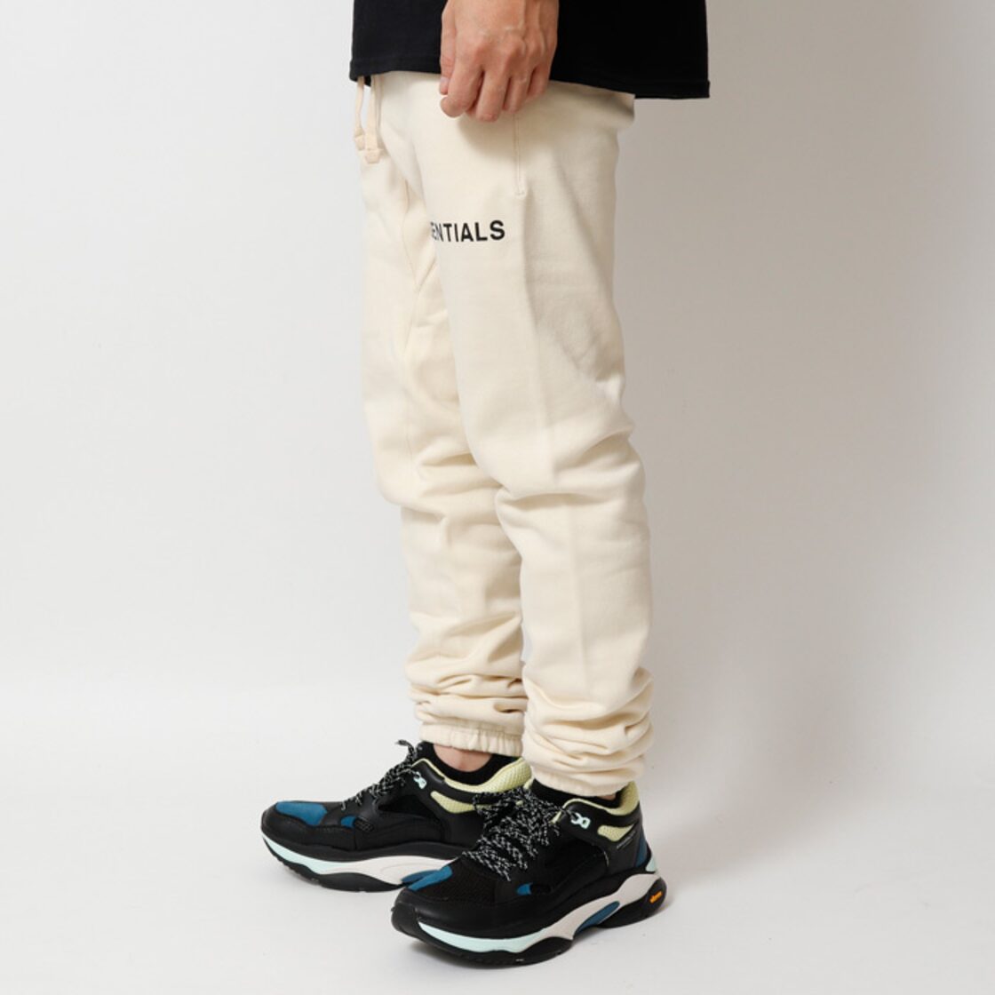 FOG Essentials(フォグエッセンシャルズ)SWEAT PANTS-CREAM-Fear of 