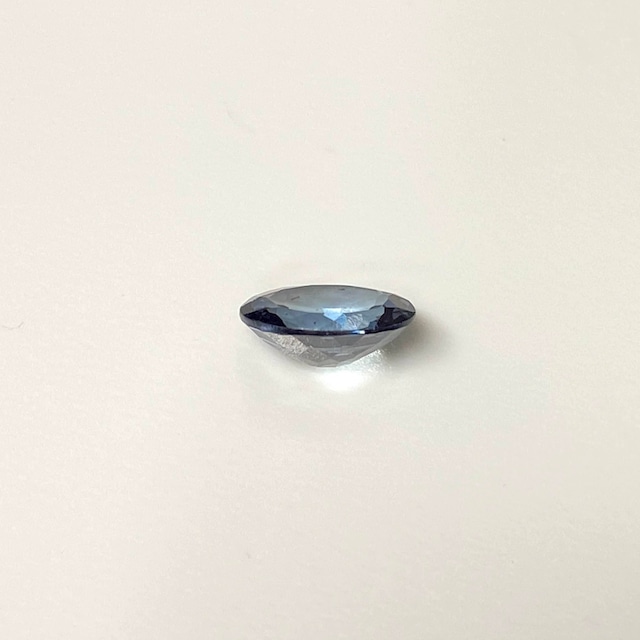 ⁂天然⁂　◇カラーチェンジガーネット◇　0.953ct 　ＡＡＡ　ベキリーブルー