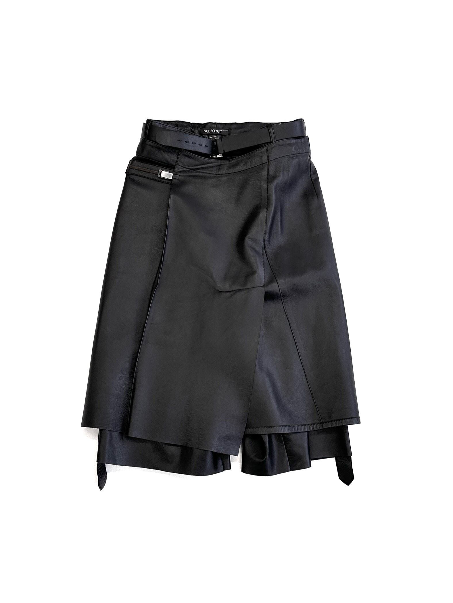 106052 NeIL BarreTT カーゴ クロップド パンツ 31 ハーフ e2000's NEIL BARRETT Black Leather Cropped Cargo PT | PAY ID