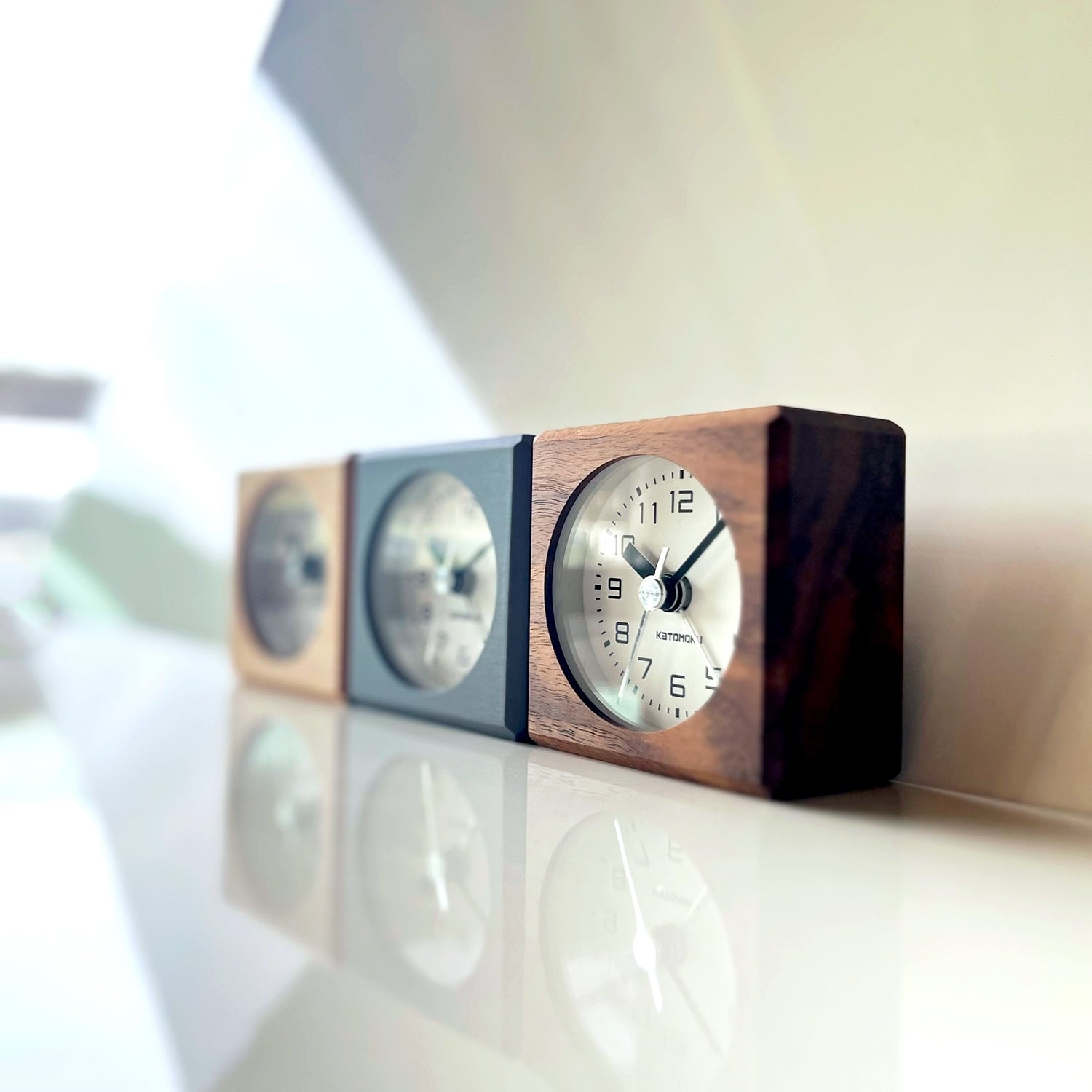KATOMOKU Alarm Clock 7 ウォールナット km-100WA | 加藤木工株式会社