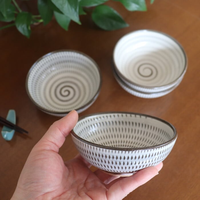 小石原焼 蔵人窯 小鉢 飛び鉋 Koishiwara-yaki Small bowl Tobikanna
