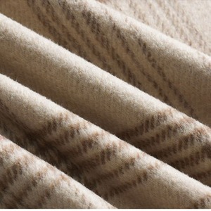 チェックパイピングニット　MT0080327