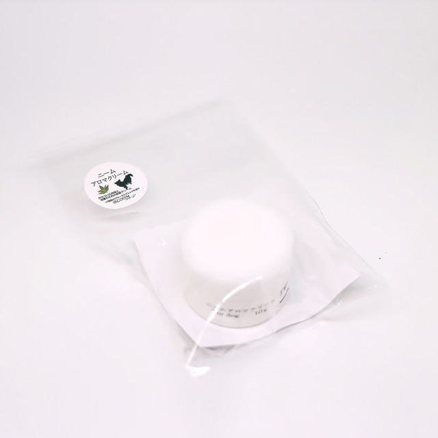 BLOOM（ブルーム）　ニームアロマクリーム　10gジャータイプ（お試しサイズ）