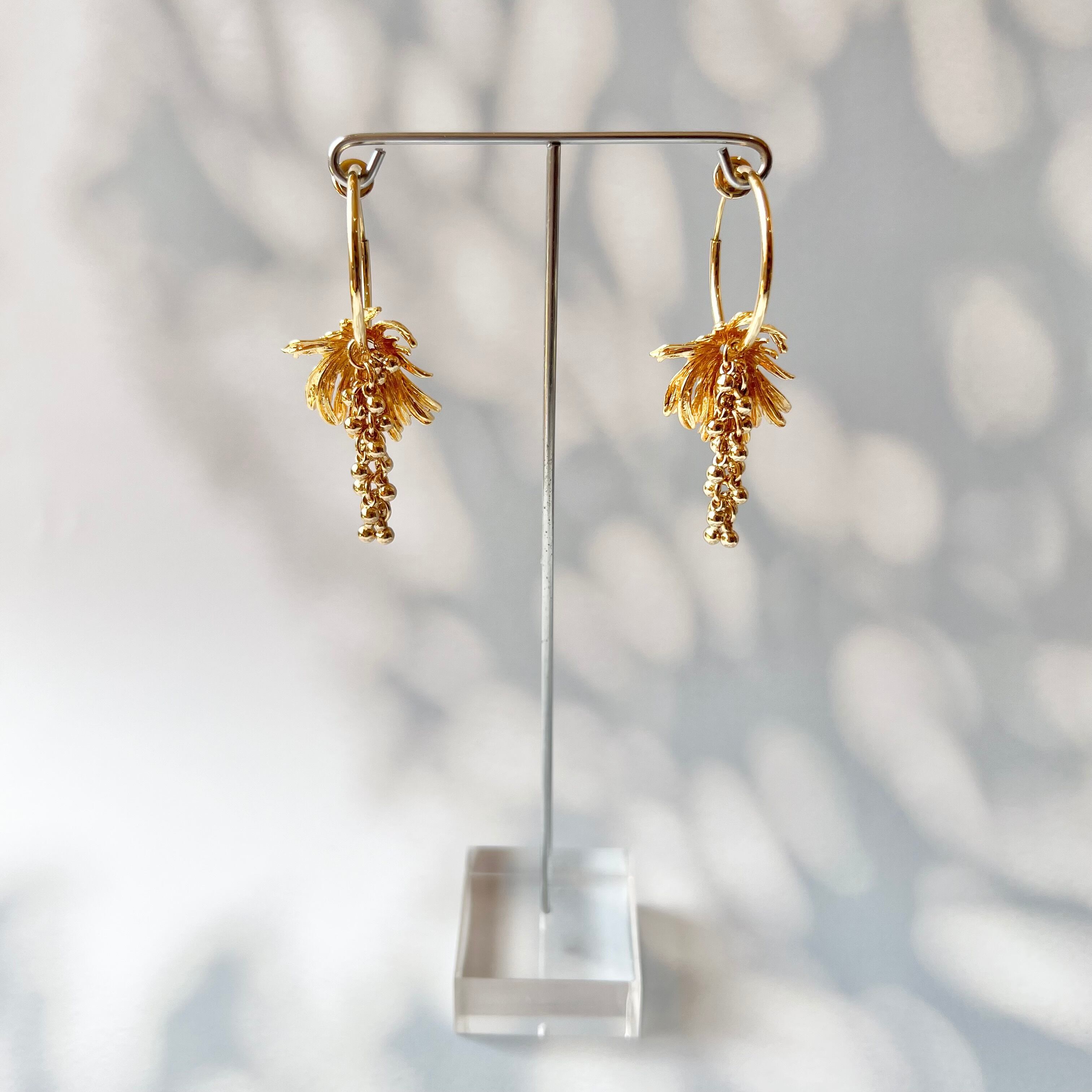 WG フラワー フープクリップピアス flower hoop pierce～ﾌﾗﾜｰﾌｰﾌﾟﾋﾟｱｽ | flower／フラワー公式通販