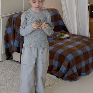 秋レースデザイングレーボトムス