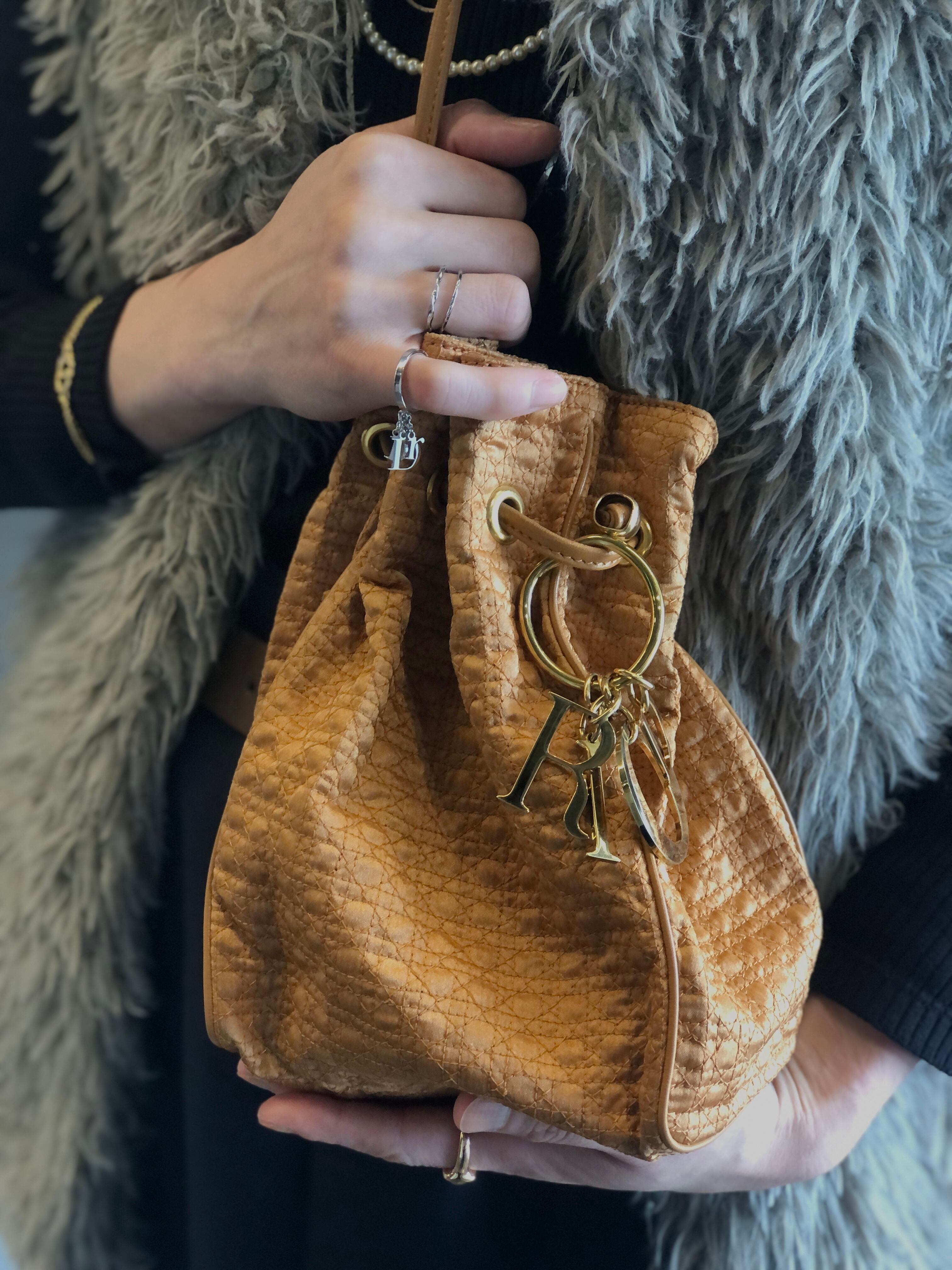 Christian Dior クリスチャン ディオール カナージュ ハンドバッグ ベージュ チャーム ナイロン ミニバッグ 巾着 vintage ヴィンテージ オールド 8d6rbt