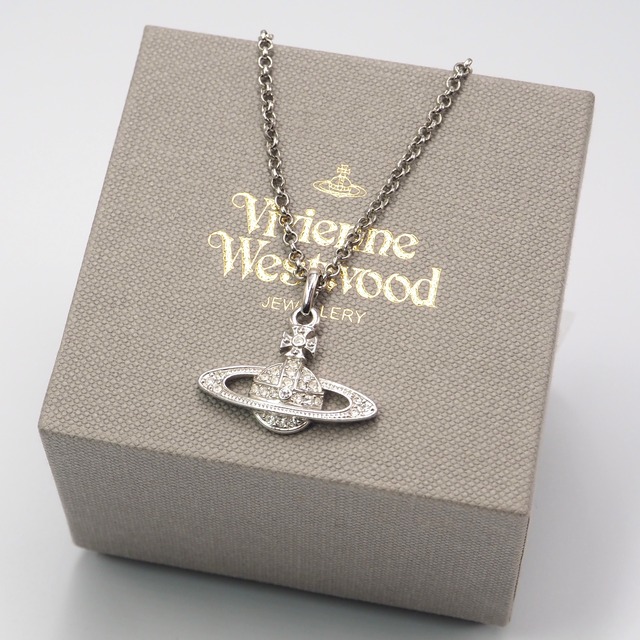 1/9掲載 Vivienne Westwood ミニバスレリーフ ネックレス シルバー ヴィヴィアンウエストウッド