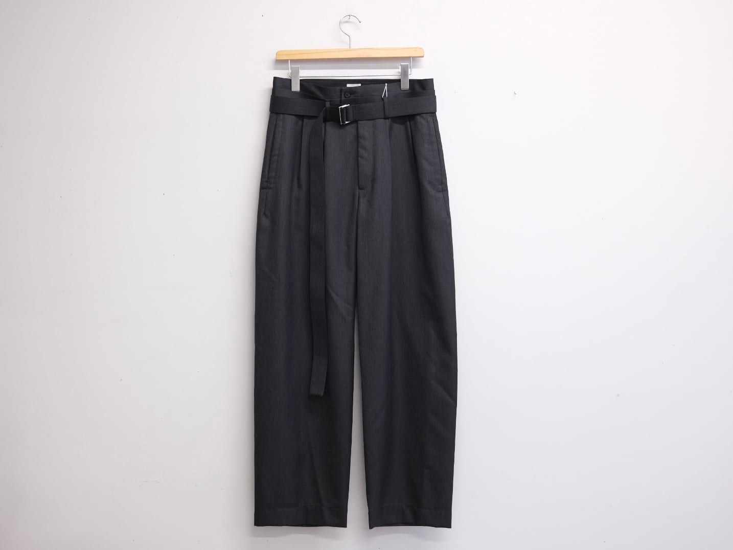 SEEALL “Unisex MANCHESTER PANTS “CHARCOAL | Lapel online store