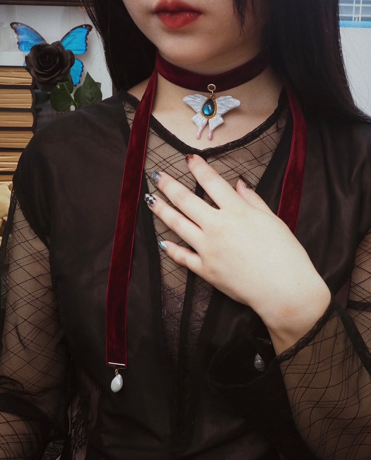 ラブラドライトと蝶々のベロアチョーカー＆ヘアリボン