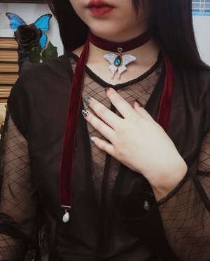 ラブラドライトと蝶々のベロアチョーカー＆ヘアリボン