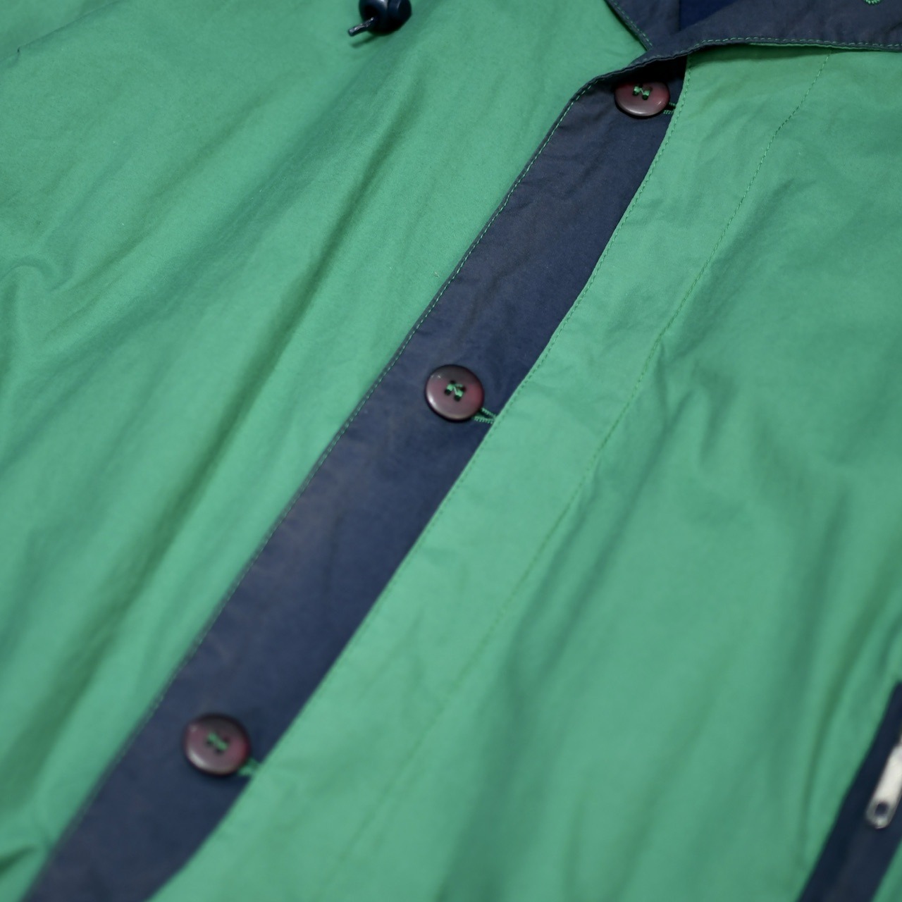 switching design cotton blouson