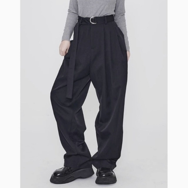 Loose silhouette handsome pleated pants C0804