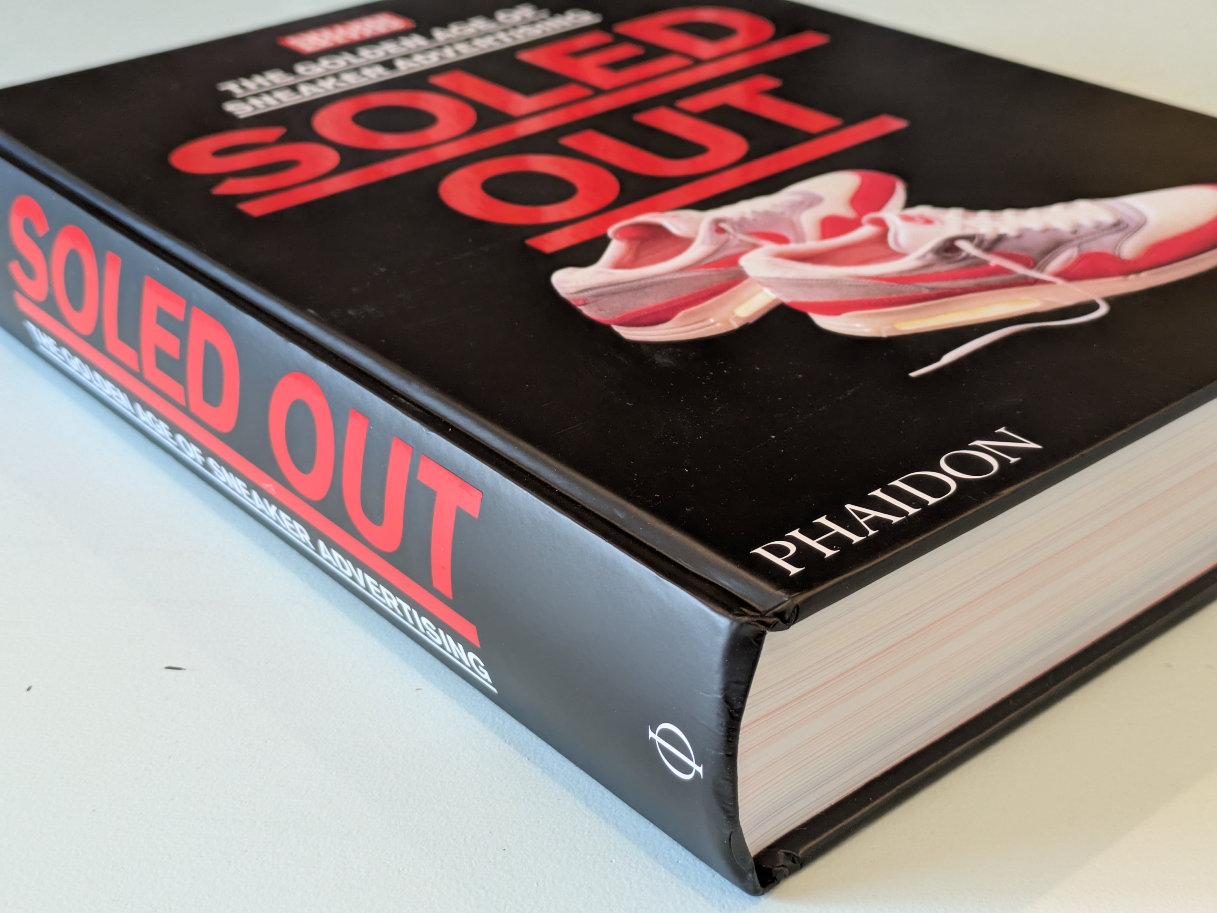 Soled Out : The Golden Age of Sneaker Advertising / スニーカー