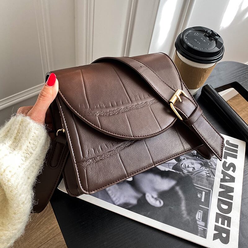 オータムウィンターレッド 秋物 冬物 スクウェア 手作りハンドバック18209932676