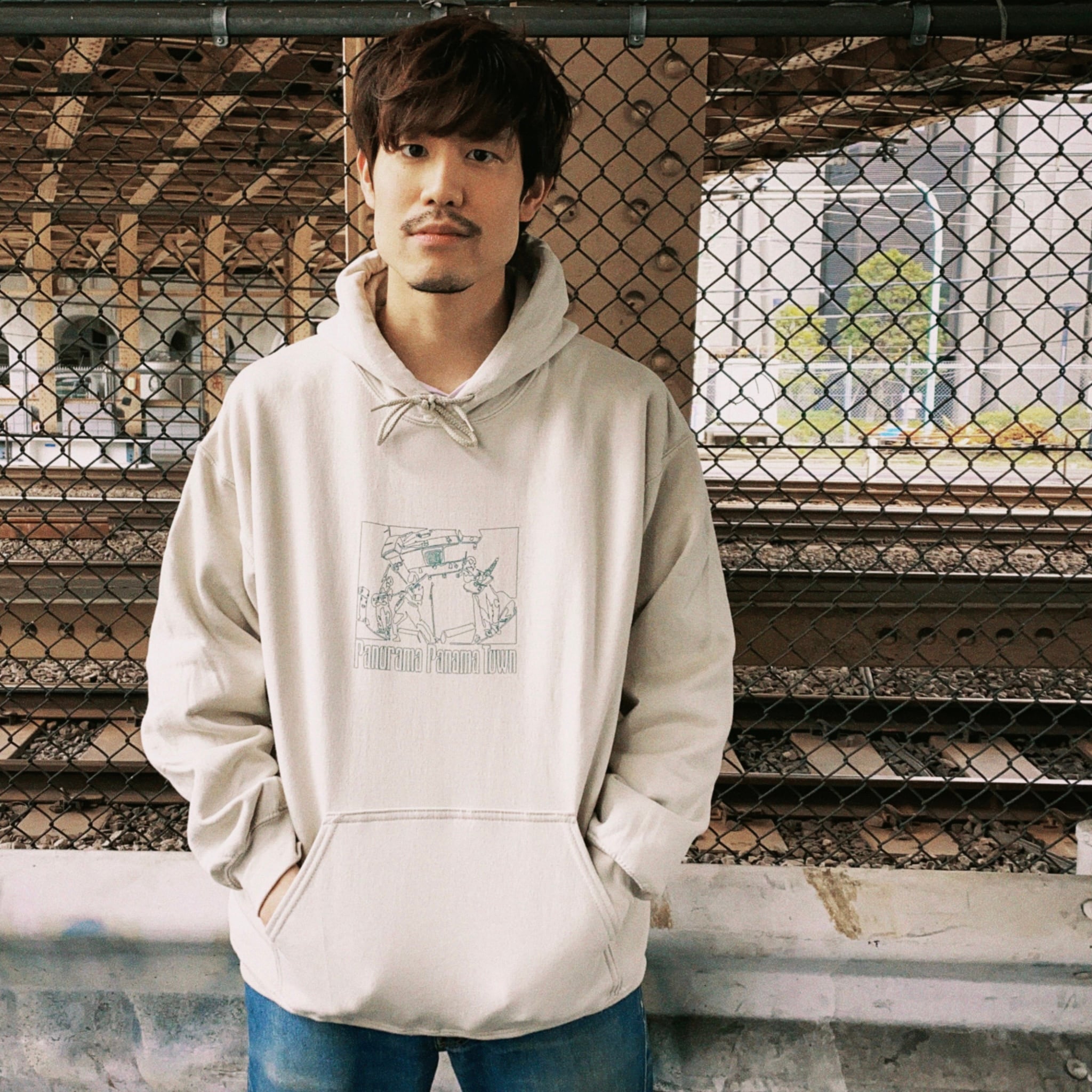 即発送可能♪残り１点のみ！【ERL】"Venice" hoodieパーカー