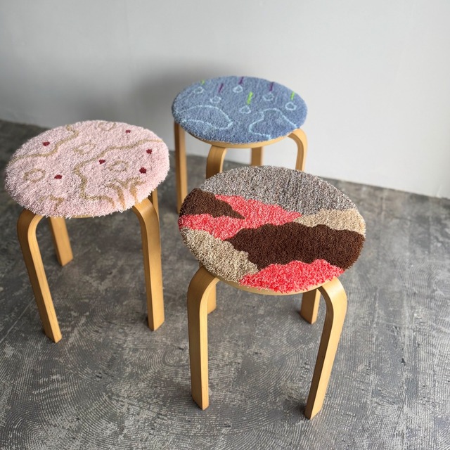 〈初売〉9月／ぽわん くれる（チェアラグ）