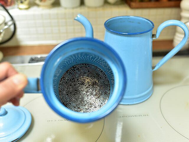 ホーロー製フィルター付ポット(ブルー)フレンチアンティーク