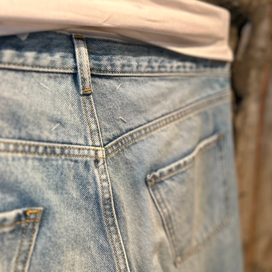 Maison Margiela【メゾン マルジェラ】ストレートジーンズ Maison Margiela【メゾン マルジェラ】ストレートジーンズ