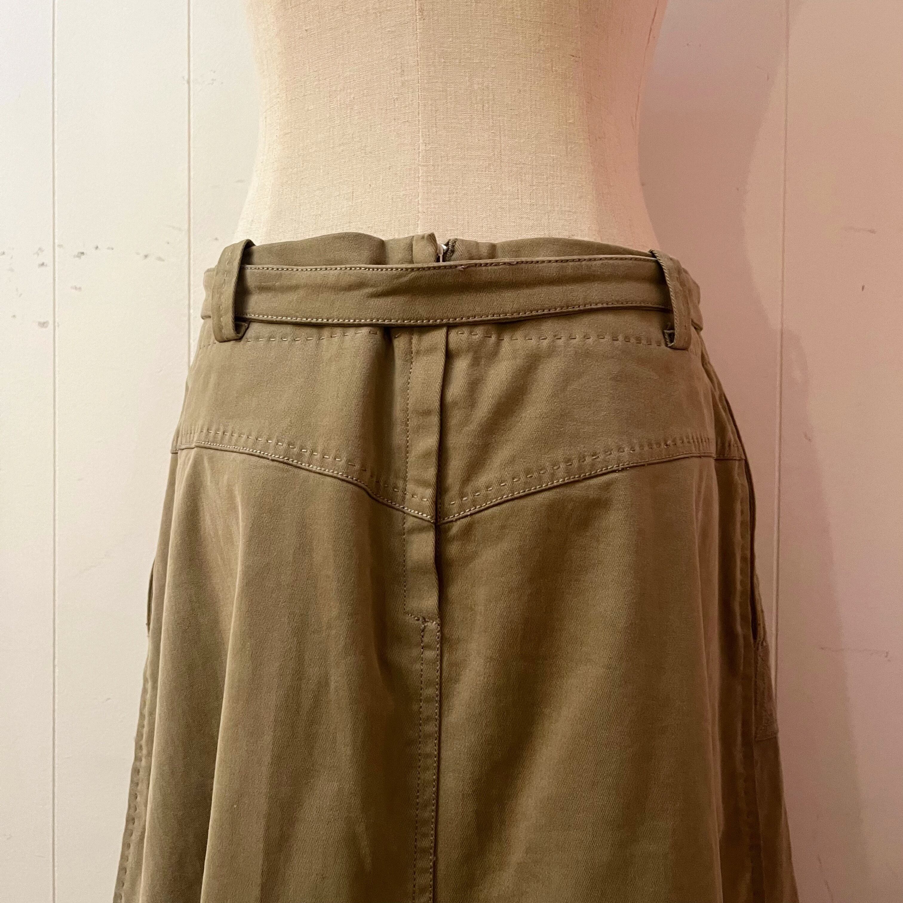 Max Mara / khaki tuck flare skirt